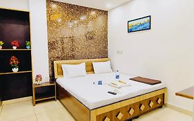 Atulyam Stays Varanasi